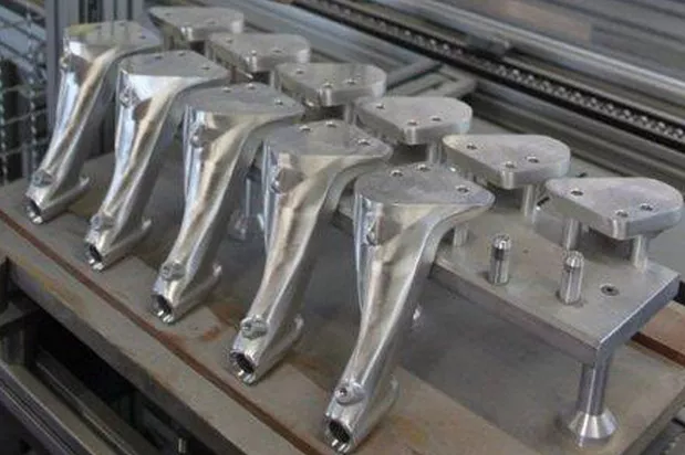 Aluminiumbearbeitung-Alustueck